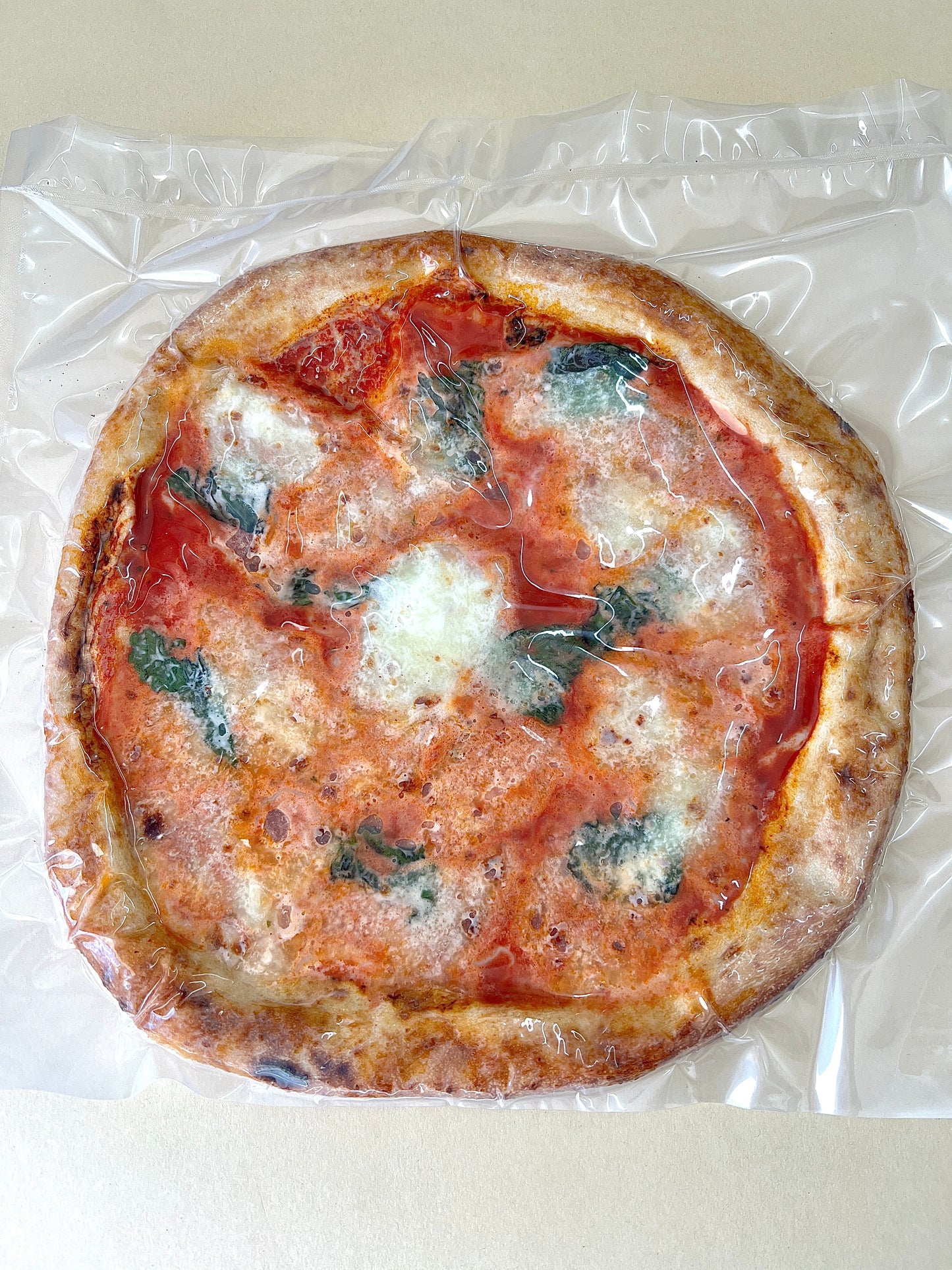 pre-baked Margherita Pizza